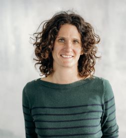 Dr. med. Annina Renk