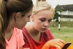 Kinder und Jugendliche