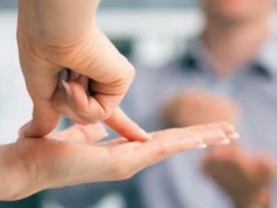 Kinder- und Jugend-psychiatrische Grundver-sorgung in Gebärdensprache